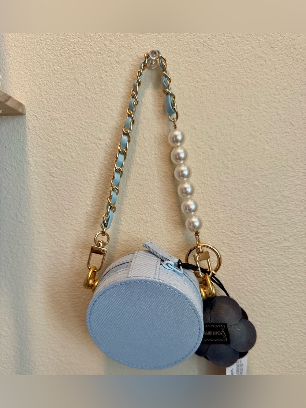 Prada Beauty Light Blue Round Pouch with gold chain Pearl Strap - Picture 6 of 8